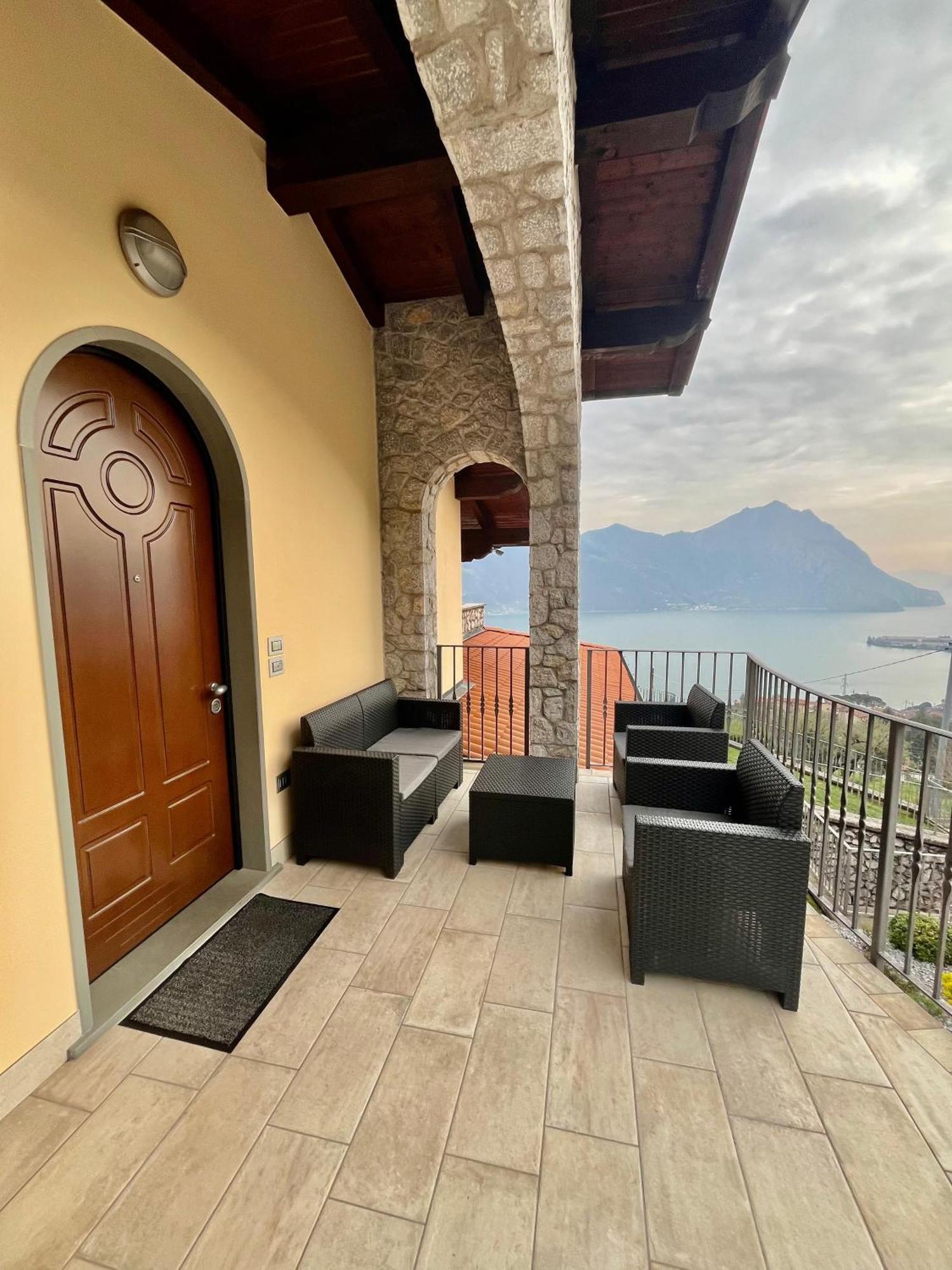 Il Bacio Del Sole Apartment โลเวเร ภายนอก รูปภาพ